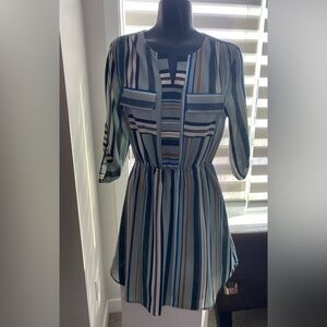 🌞 3 for $15 sale/ Fall monteau Los Angeles/ green stripy dress/ size S